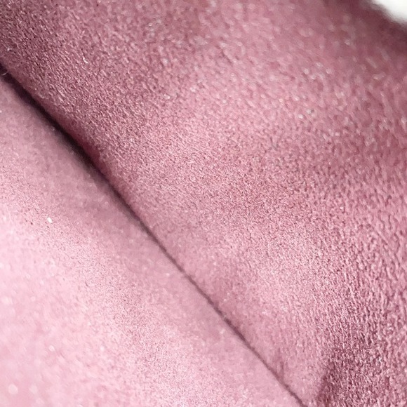 Louis Vuitton Monogram Montaigne MM Handbag - Picture 13 of 14